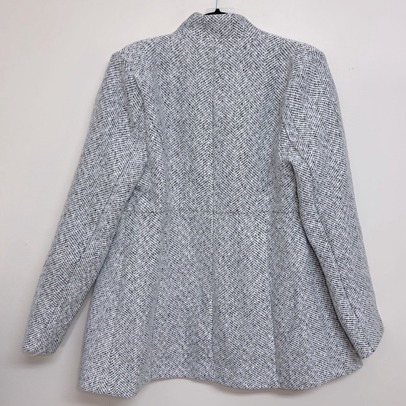 Vici Taylored Pocketed Blazer - Picture 5 of 5